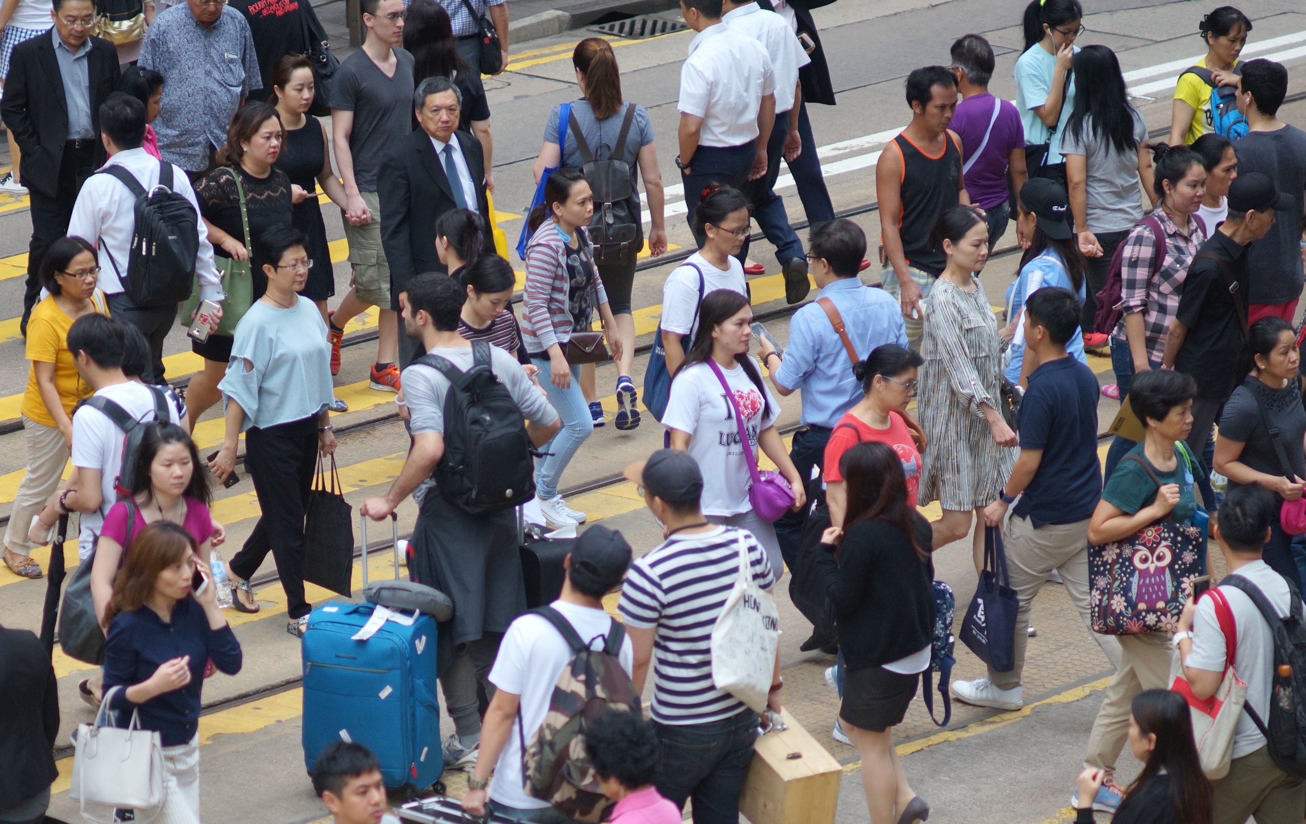The survey showed that Hong Kong employees were the third unhappiest in the Asia-Pacific region after South Korea and Japan, with 23 per cent saying they were unsatisfied with their job. Photo: Fung Chang