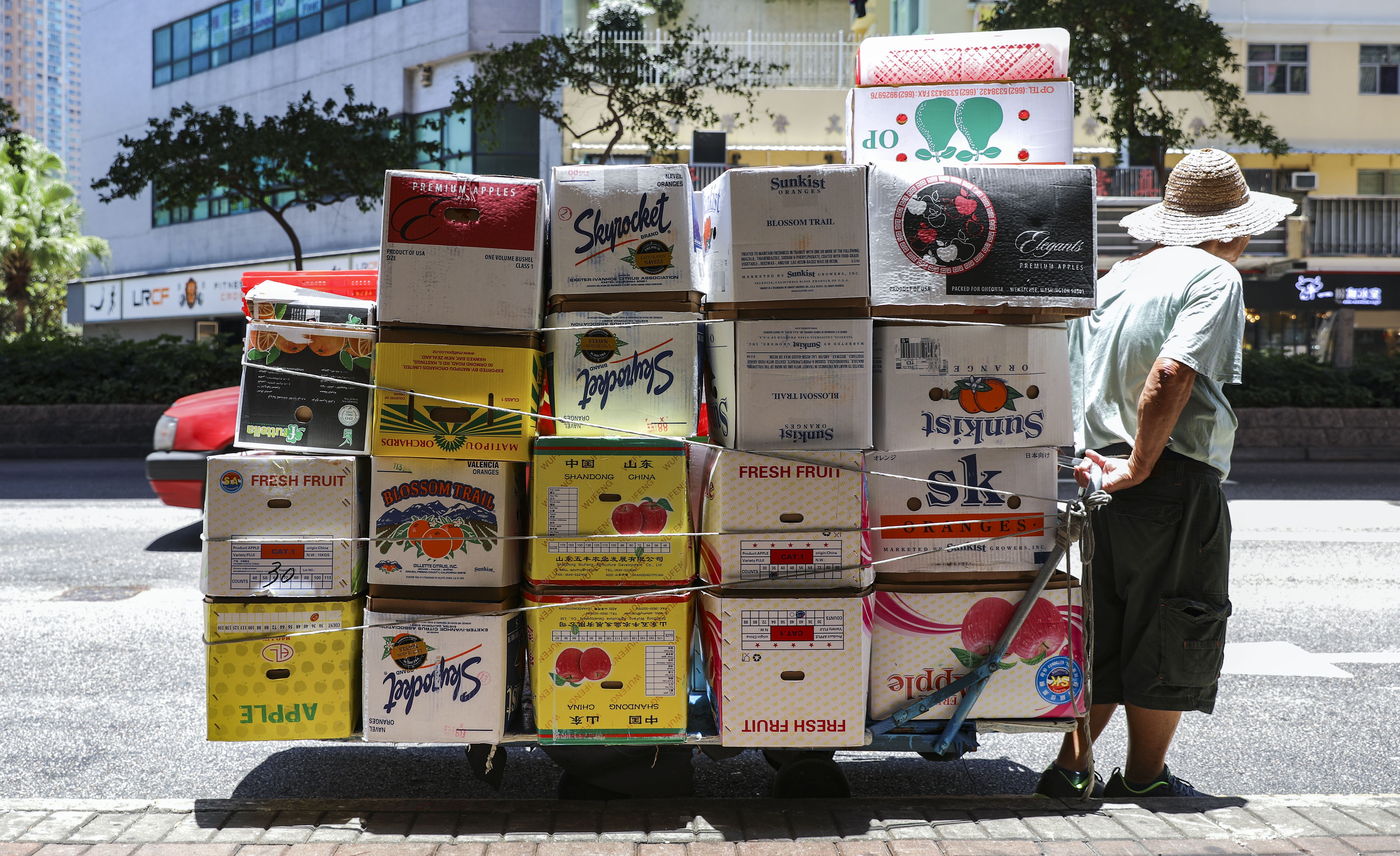 Elderly people collecting cardboard or pulling heavy trolleys has become a common sight in Hong Kong, as some of the city’s older adults struggle to afford daily necessities. Photo: Sam Tsang