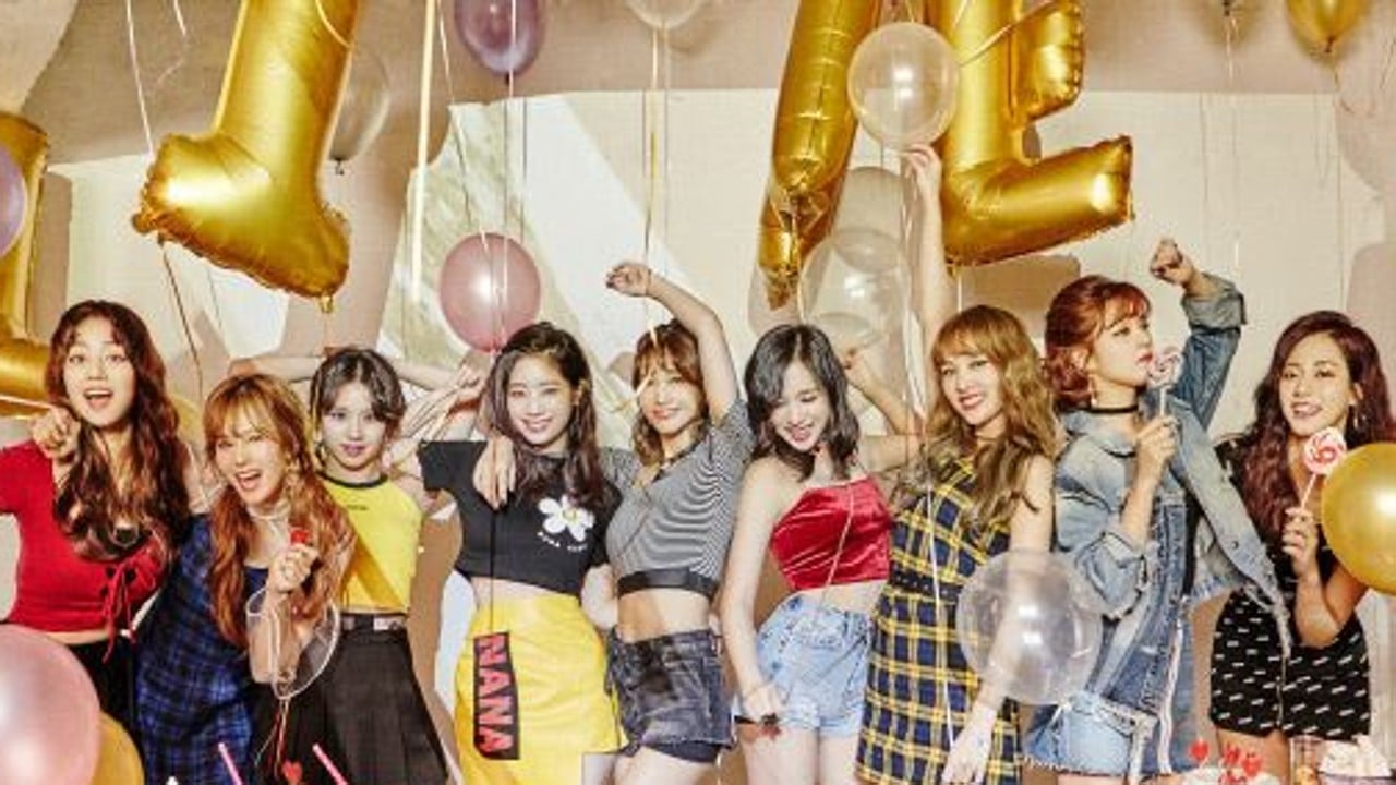 K-POP・アジア twice TWICE becomes first K-pop artist to perform on Amazon Music