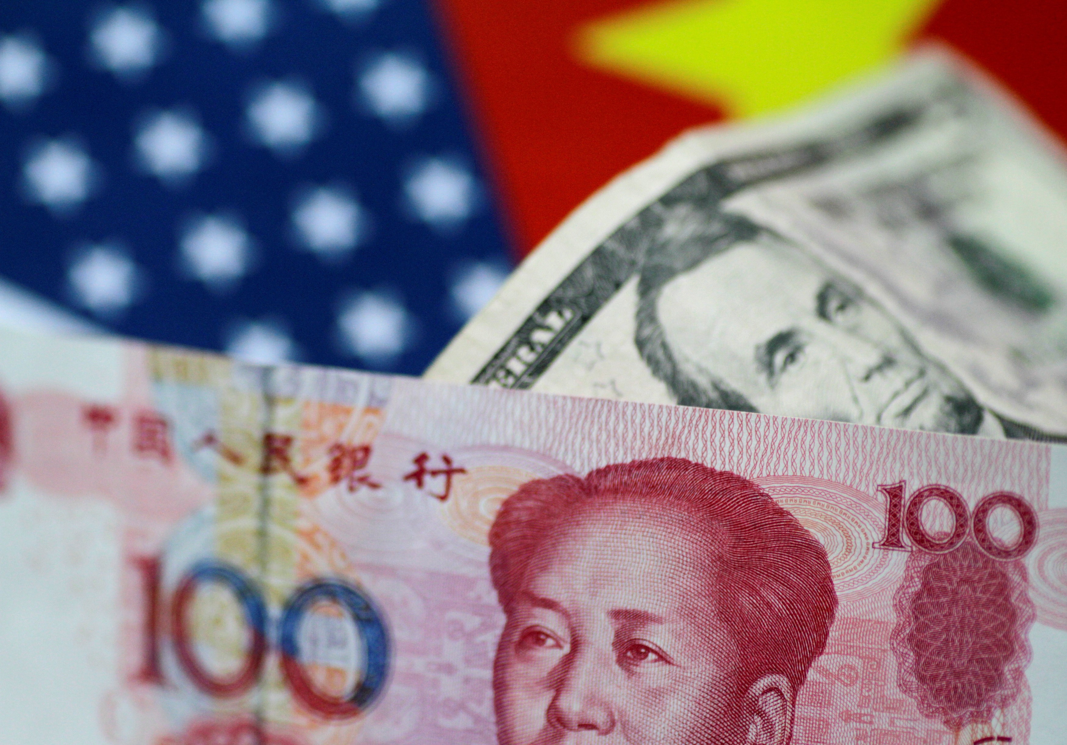 The yuan has been losing in value against the US dollar for seven consecutive sessions. Photo: Reuters