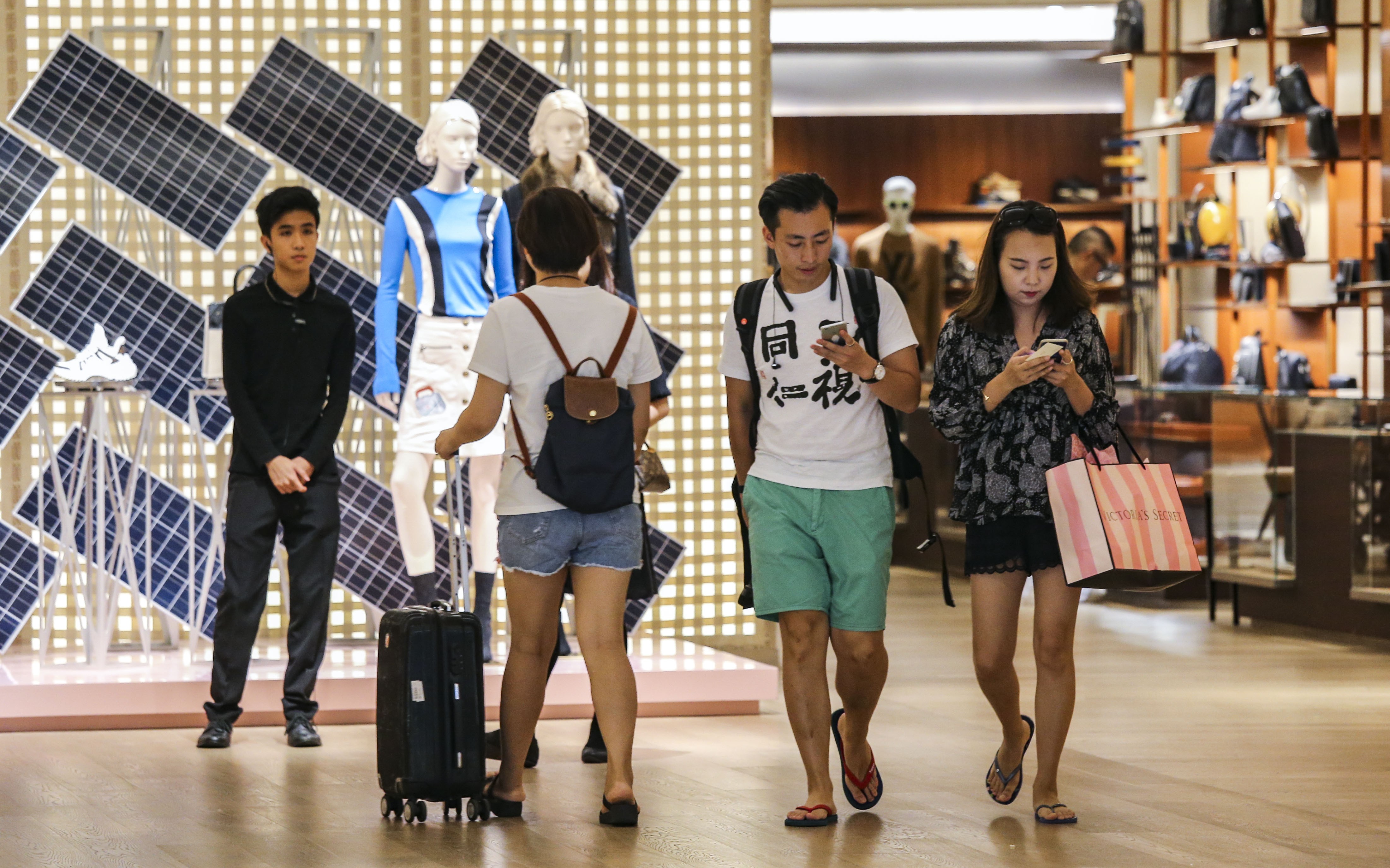 A mall in Hong Kong. The increasing presence of mainland China retailers and brands is expected to provide long-term support to retail rents in the city. Photo: Dickson Lee
