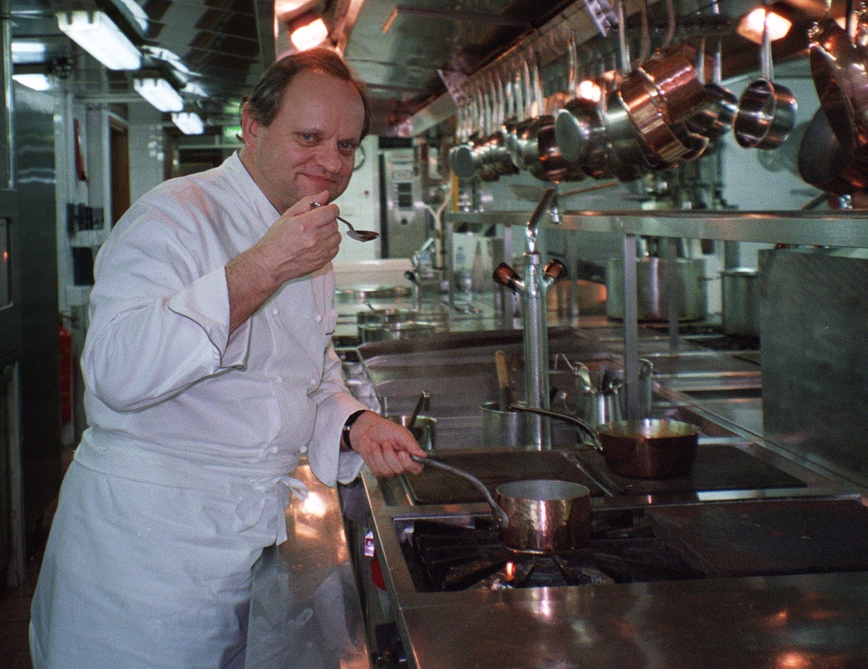 Ma cuisine pour vous - Joël Robuchon Ma cuisine pour vous – Canton Books