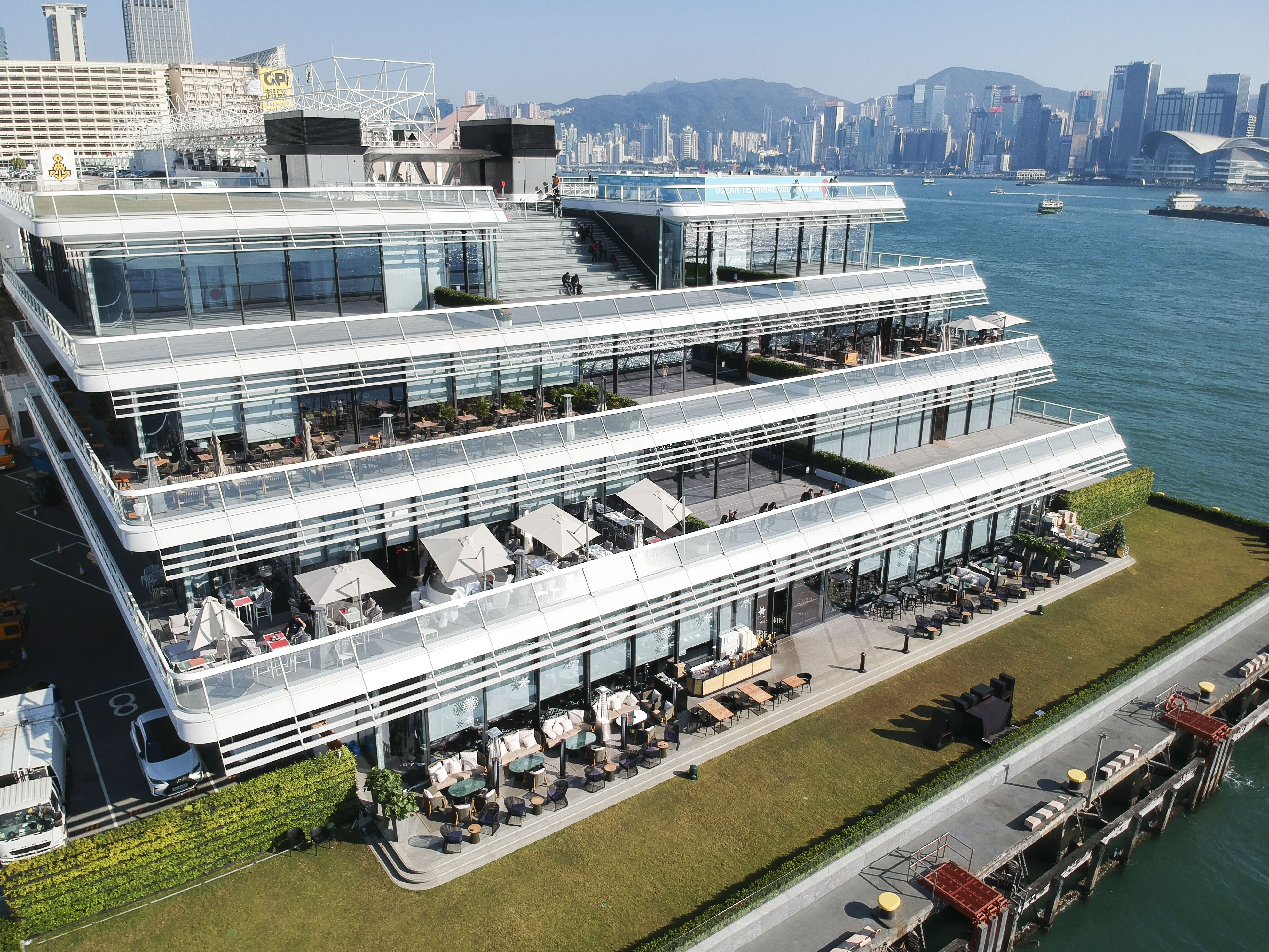 Hexa restaurant at Ocean Terminal, Harbour City in Tsim Sha Tsui, which is operated by Wharf Real Estate Investment. The company’s profits were boosted by higher tourist arrivals, particularly from the mainland. Photo: Roy Issa
