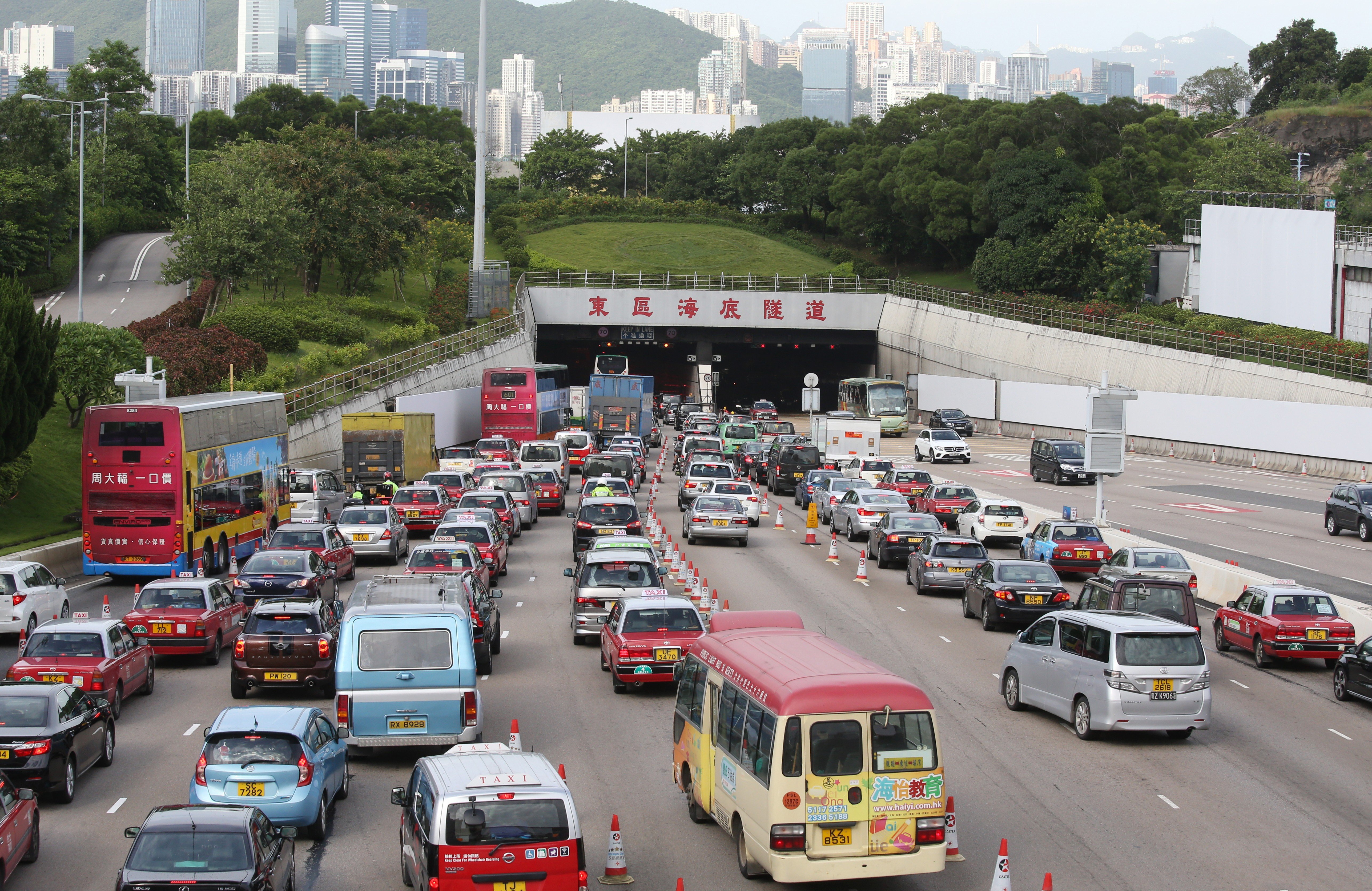 Cost of daily commute in Hong Kong could double as government bids to ease  congestion at notorious harbour crossings | South China Morning Post