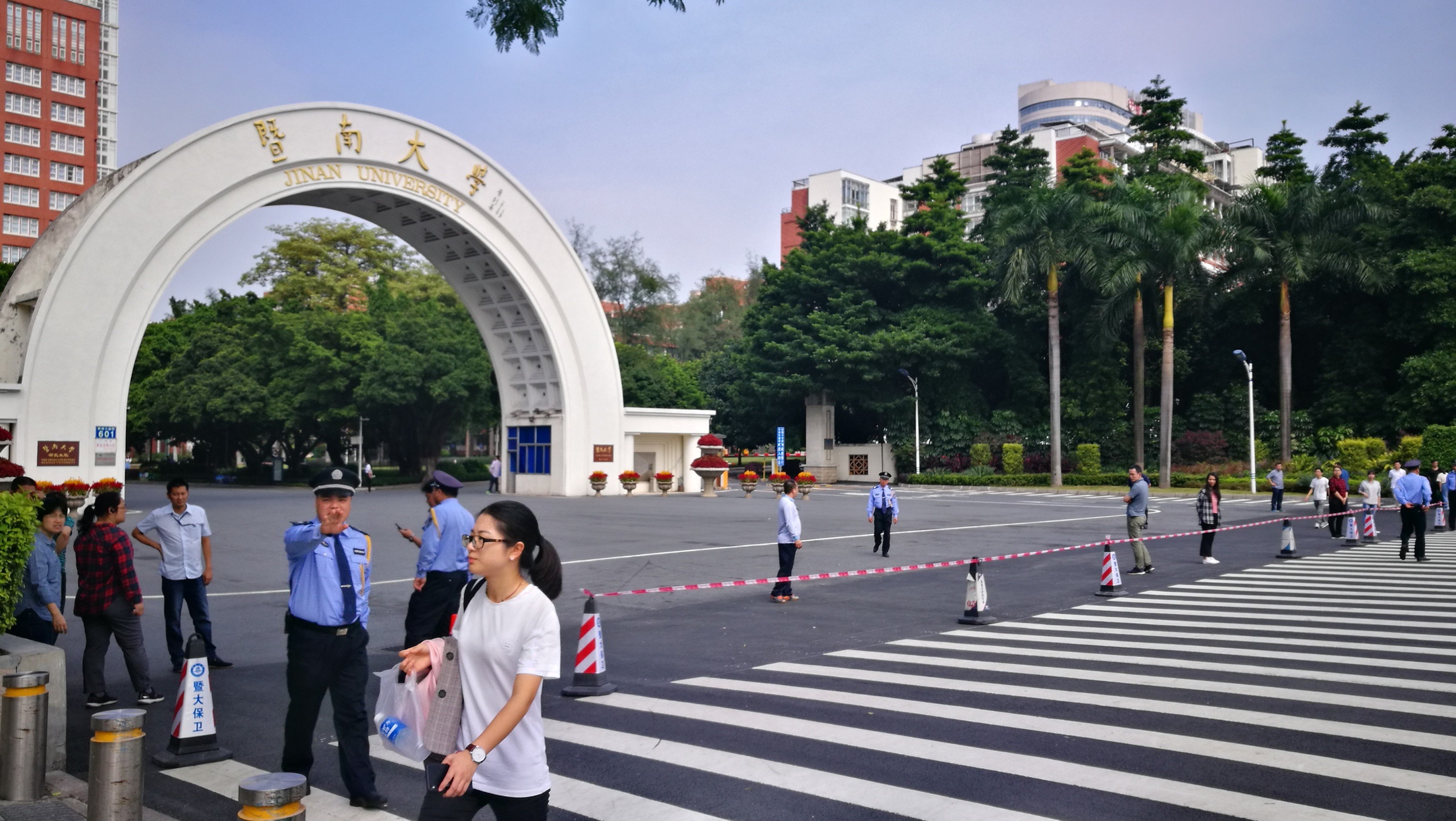 Jinan University students in Guangzhou were told to take Tuesday and Wednesday off in anticipation of President Xi Jinping’s visit to the campus. Photo: He Huifeng