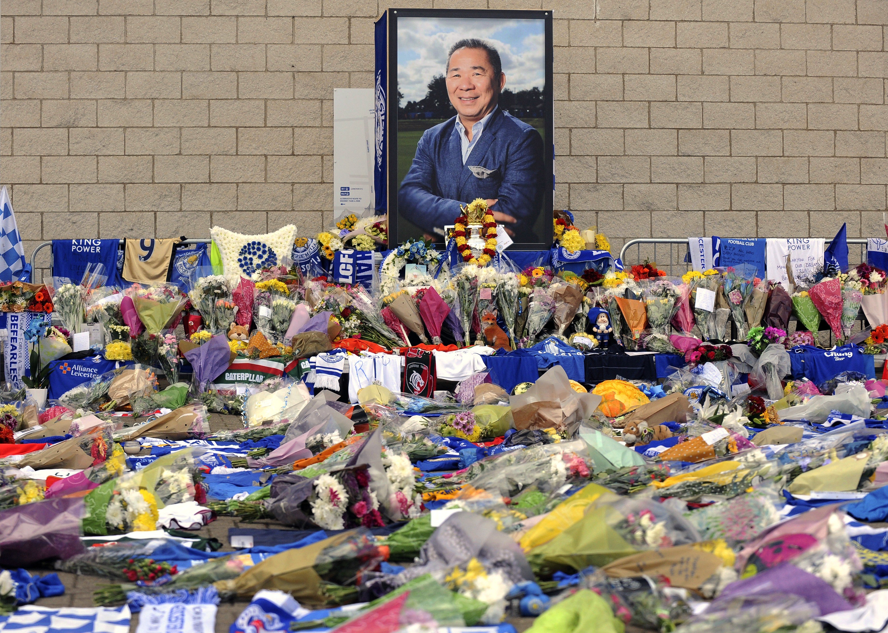 Tributes from supporters are seen outside Leicester City’s King Power Stadium after a helicopter crashed on Saturday, killing the club’s owner, Thai billionaire Vichai Srivaddhanaprabha, and four other people. Photo: AP