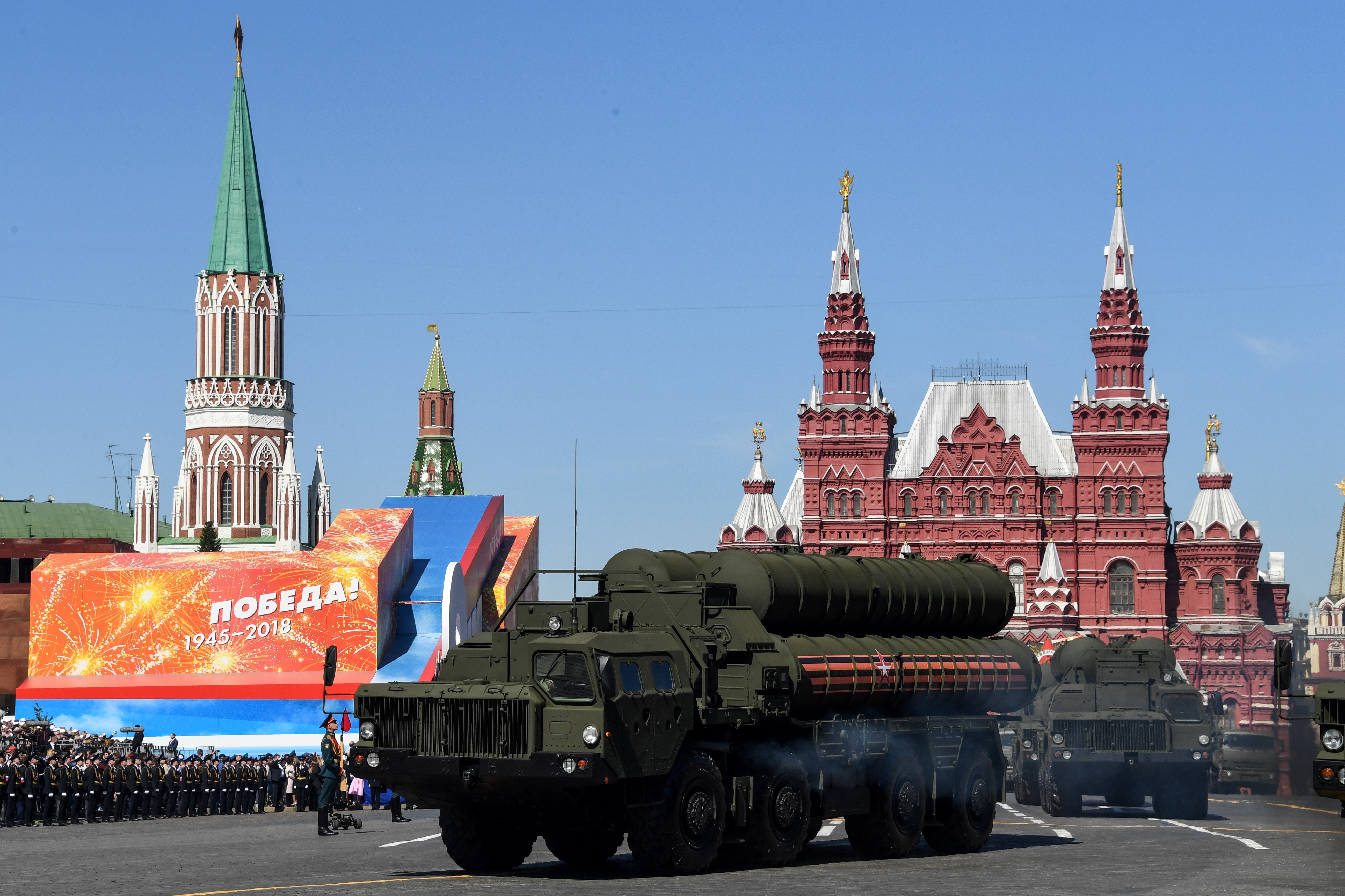 Russia has more than 100 products on display at this year’s Airshow China, including the S-400 Triumph air defence missile system seen here on parade in Moscow in May. Photo: AFP