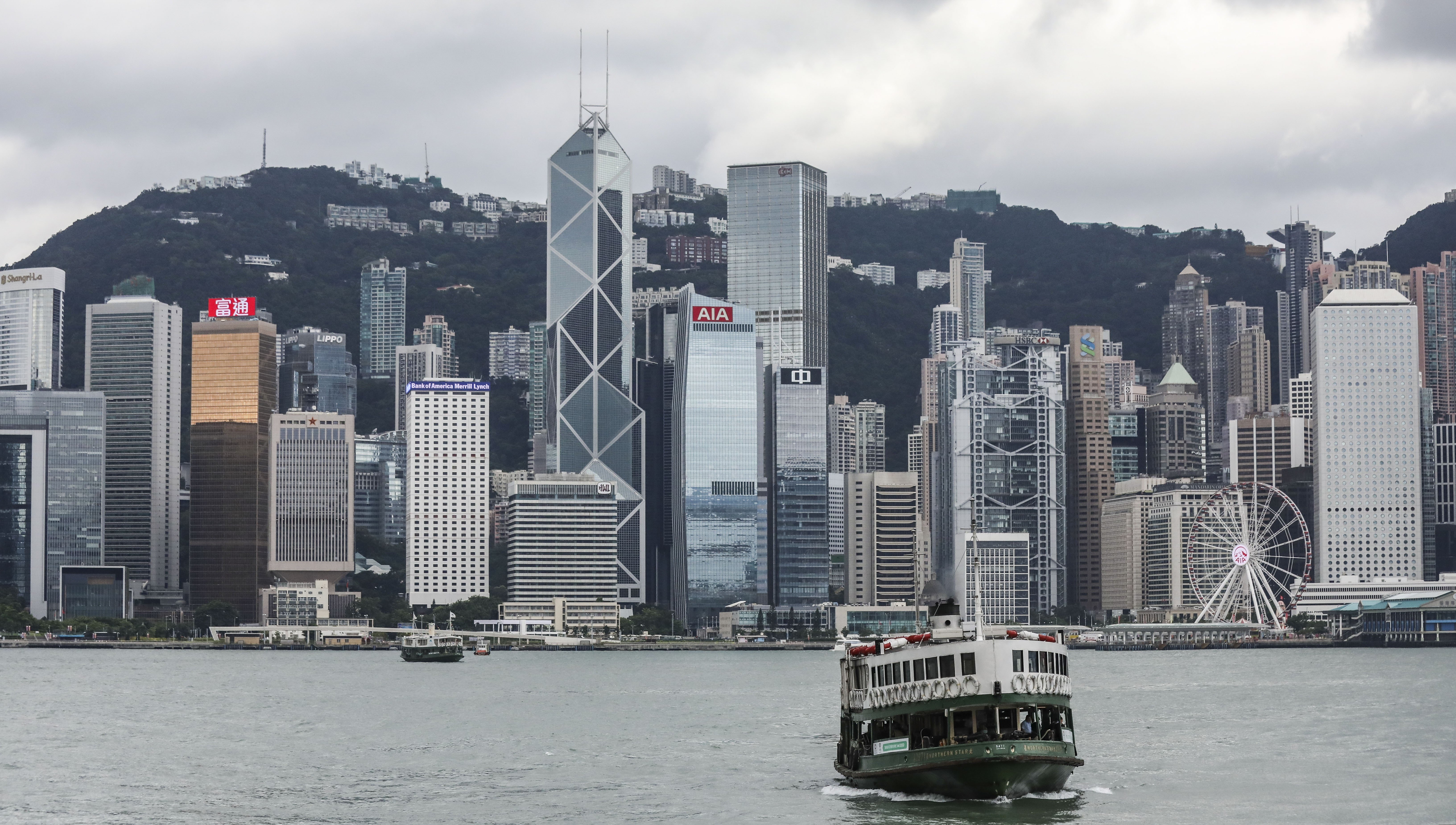 JLL says Hong Kong’s upcoming business districts offer a more affordable option to the much sought after Central. Photo: Dickson Lee