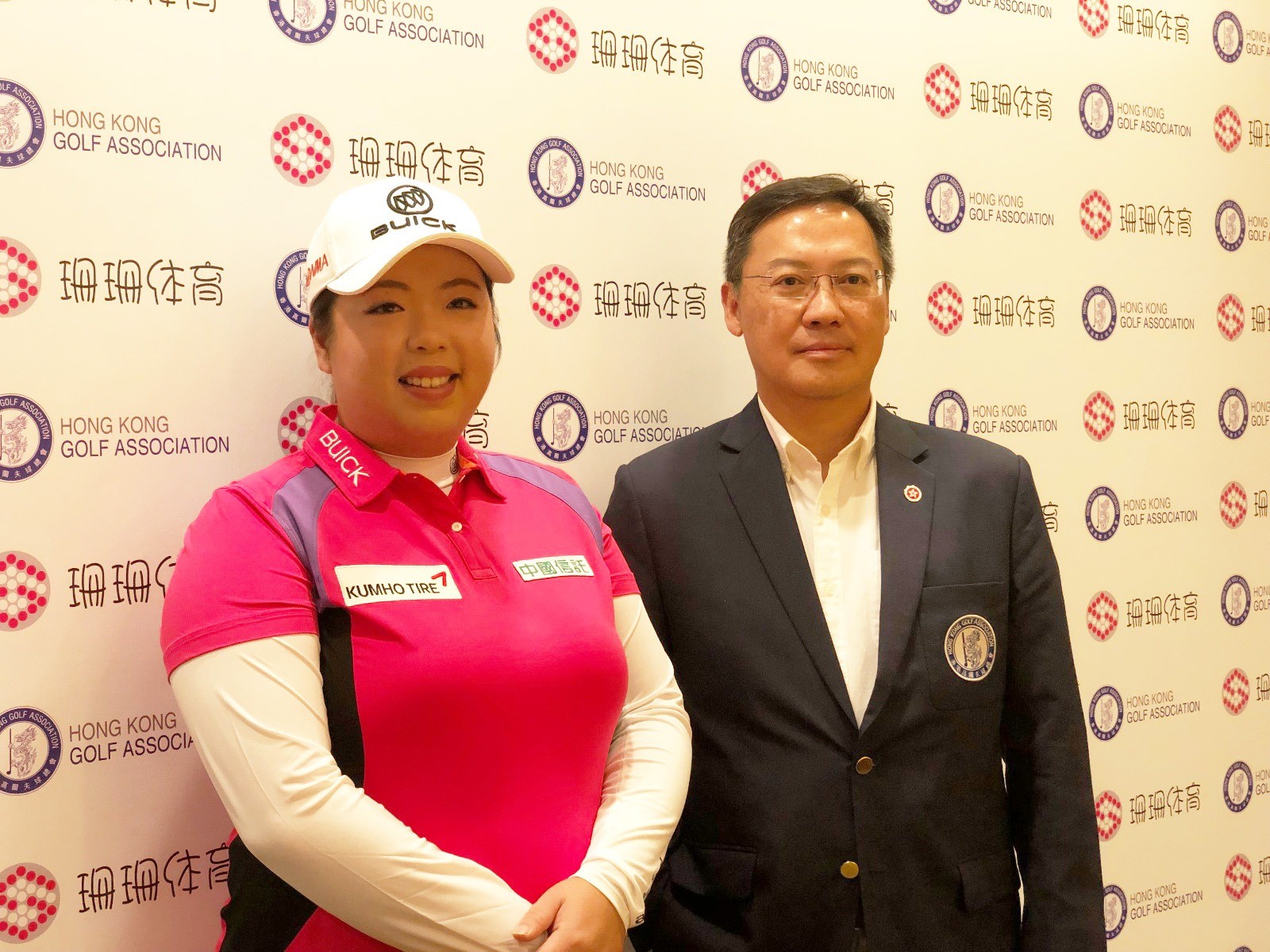 China’s top player Feng Shanshan and Hong Kong Golf Association chief Danny Lai at Sport House. Photo: Chan Kin-wa