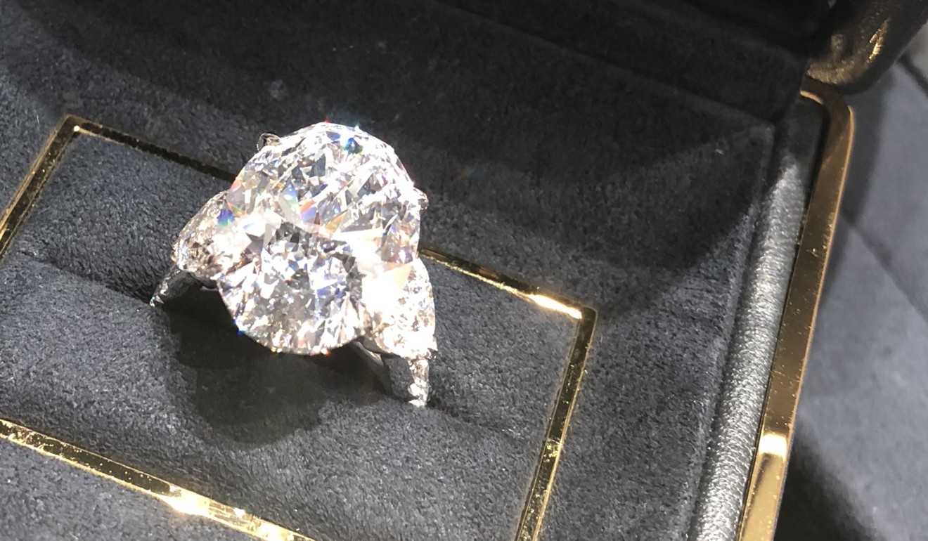 Louis Vuitton Unearths a 549-Carat Rough Diamond in Botswana – Robb Report