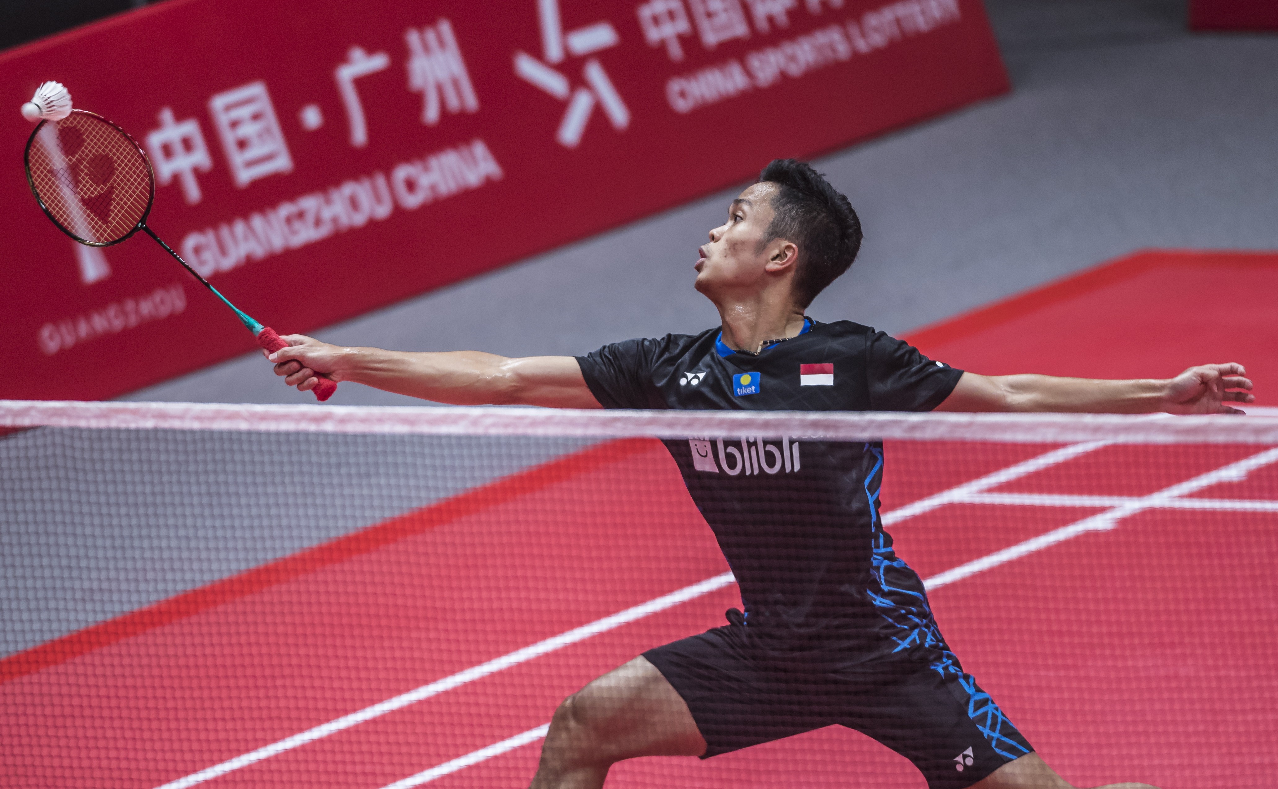 Cyberbullied athletes push back amid rise of nationalism on social media