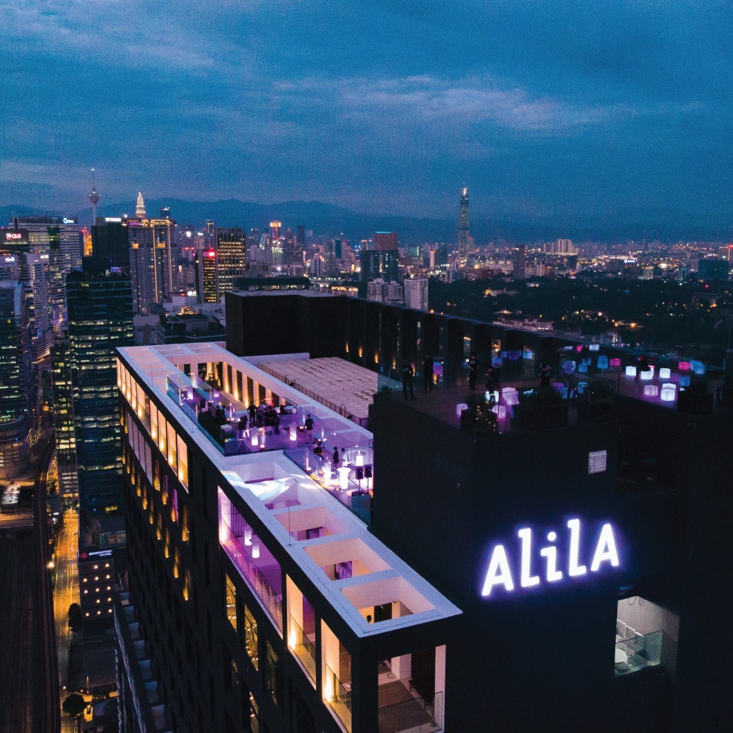 Panoramic views over Kuala Lumpur from The Lido Rooftop Bar