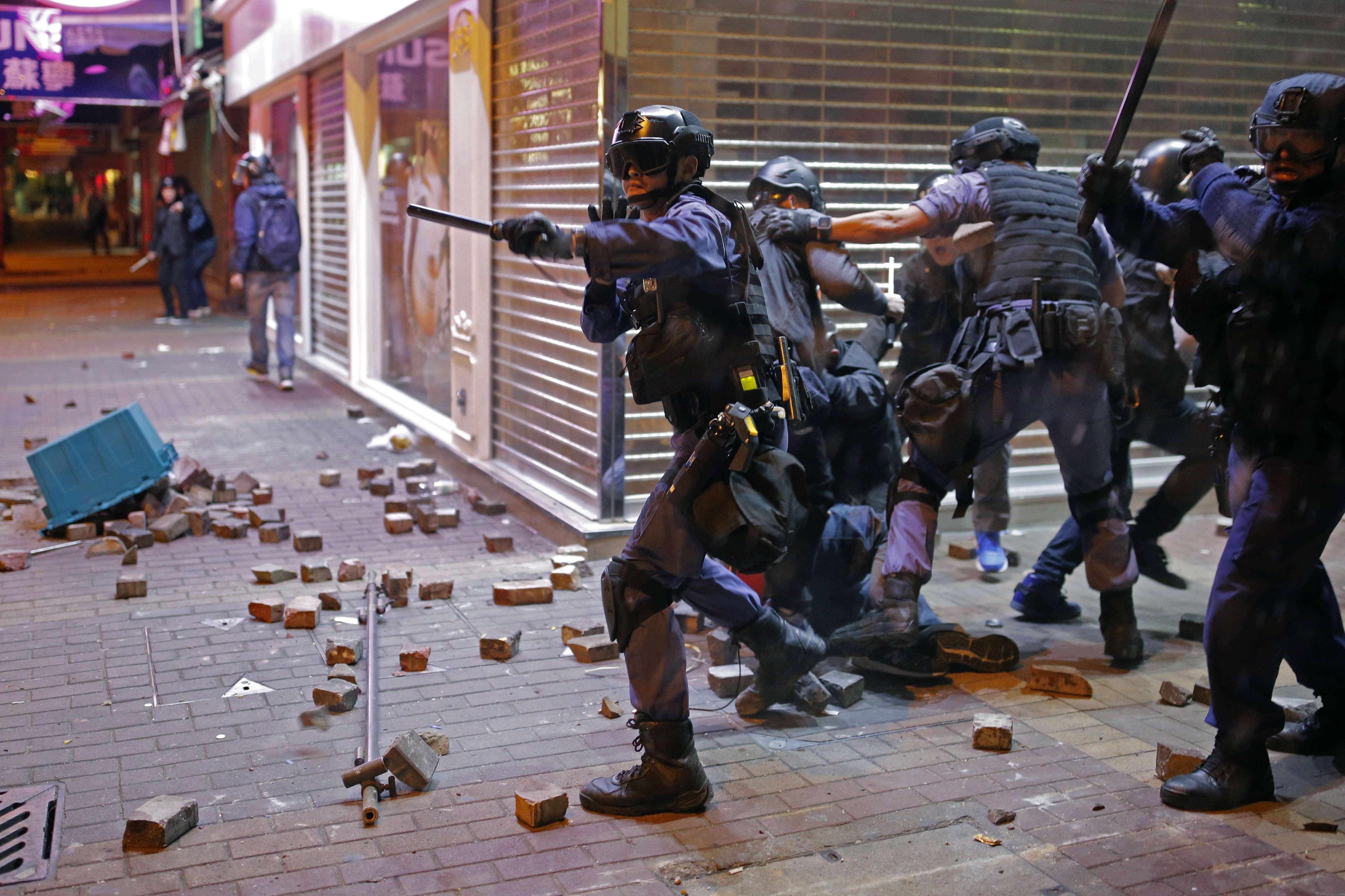 Rioting broke out in Mong Kok in 2016 following a hawker control operation. Photo: AP