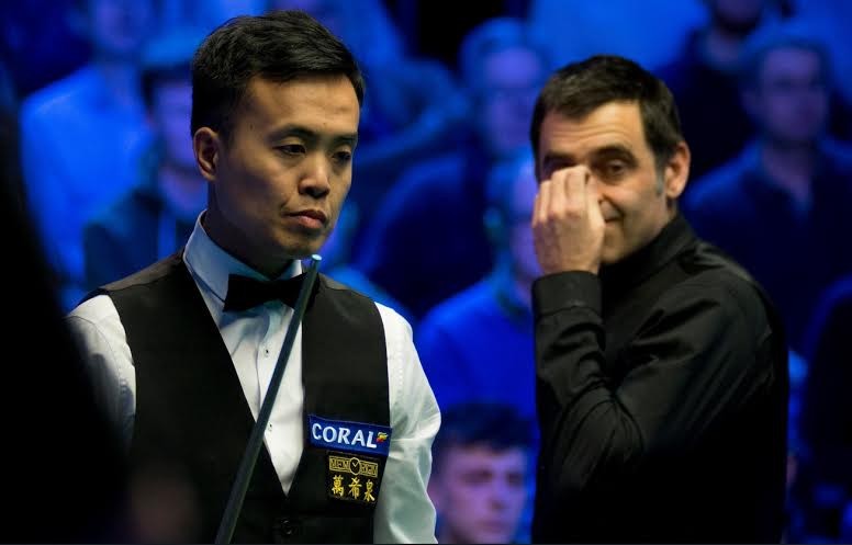 Hong Kong's Marco Fu takes on Ronnie O'Sullivan at the Coral World Grand Prix in Cheltenham. Photo: World Snooker