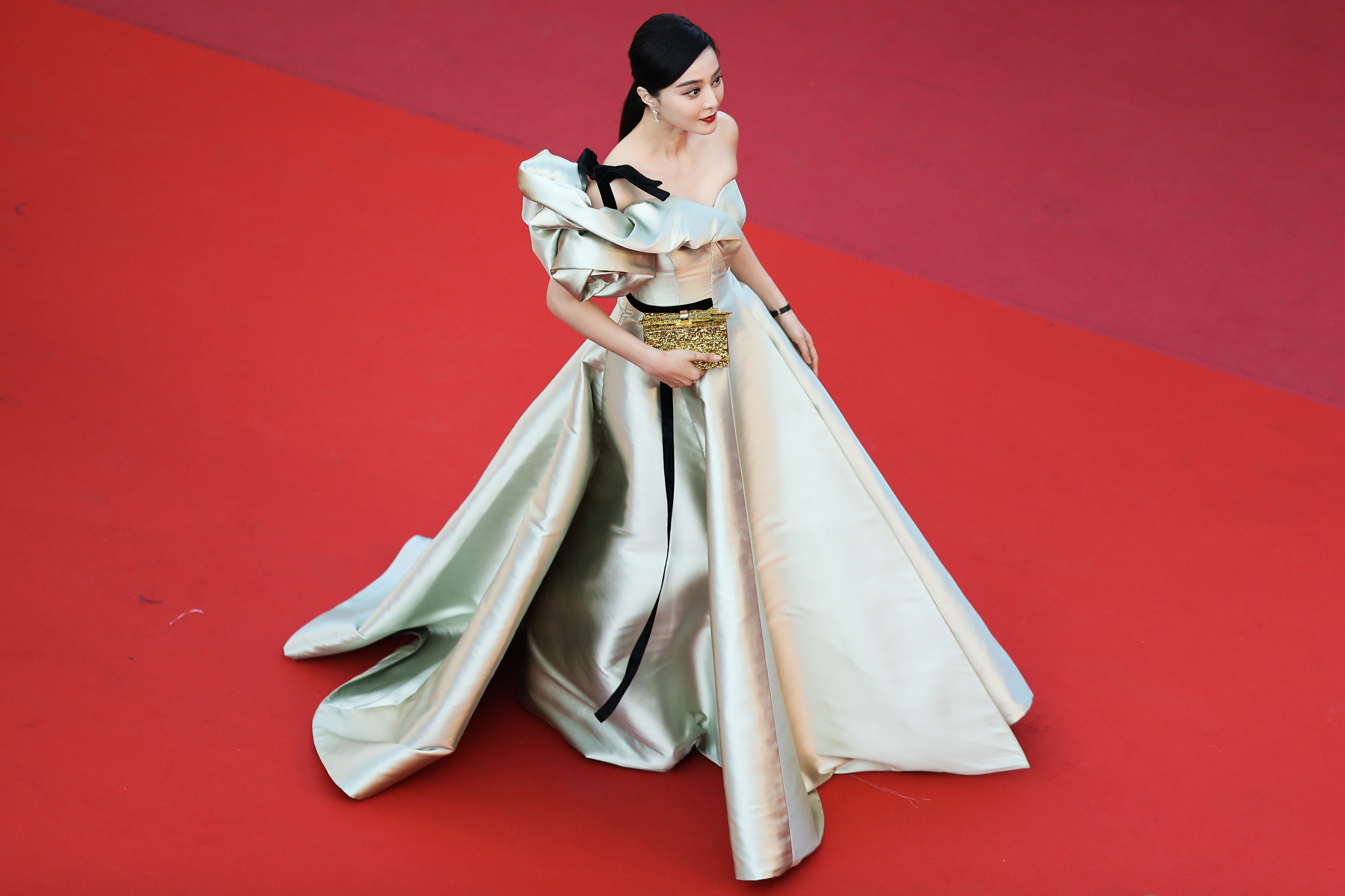 China Entertainment News: Zhou Dongyu at promo event in Cannes