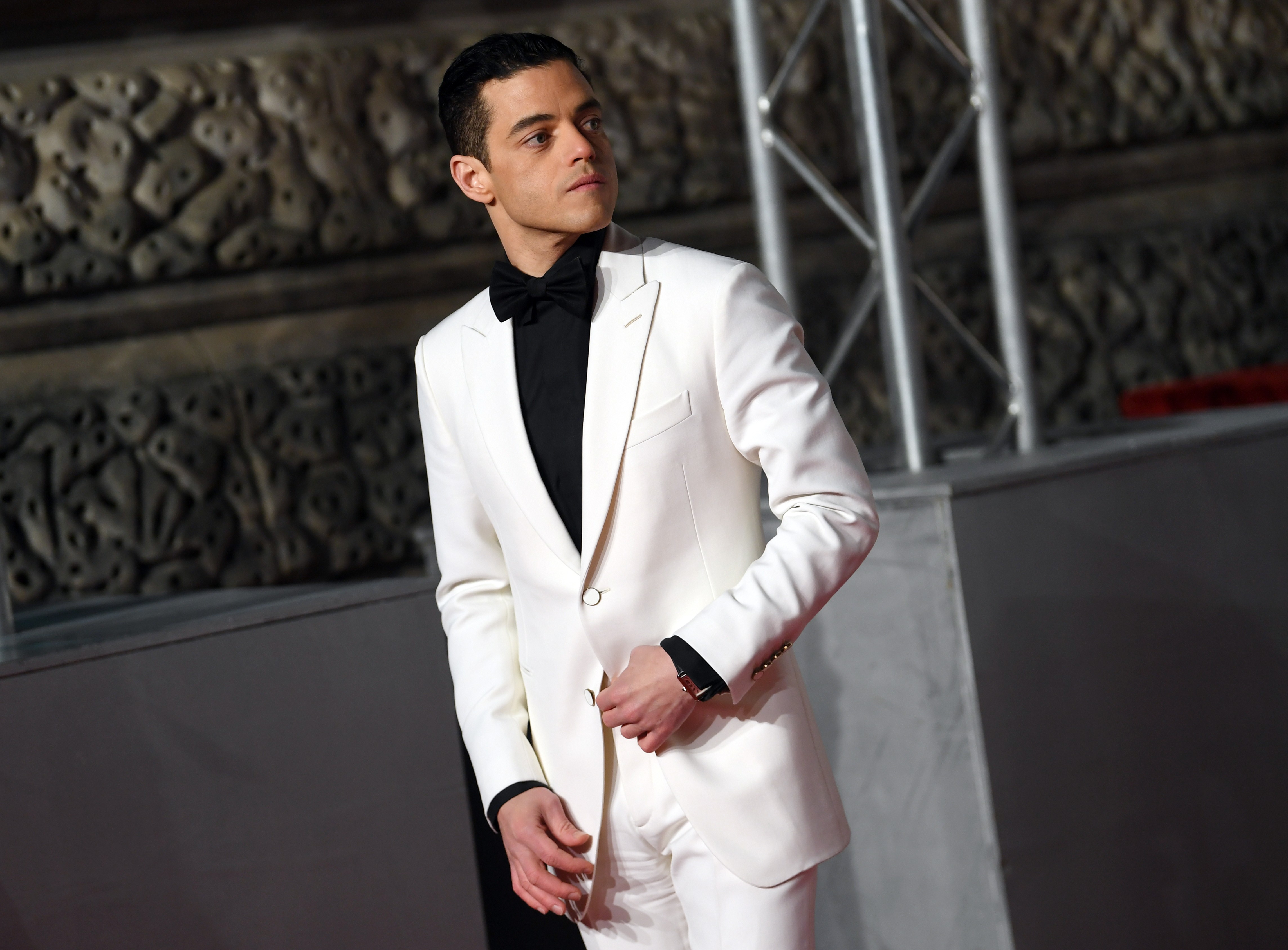 Rami Malek Wins Best Actor at BAFTAs 2019!