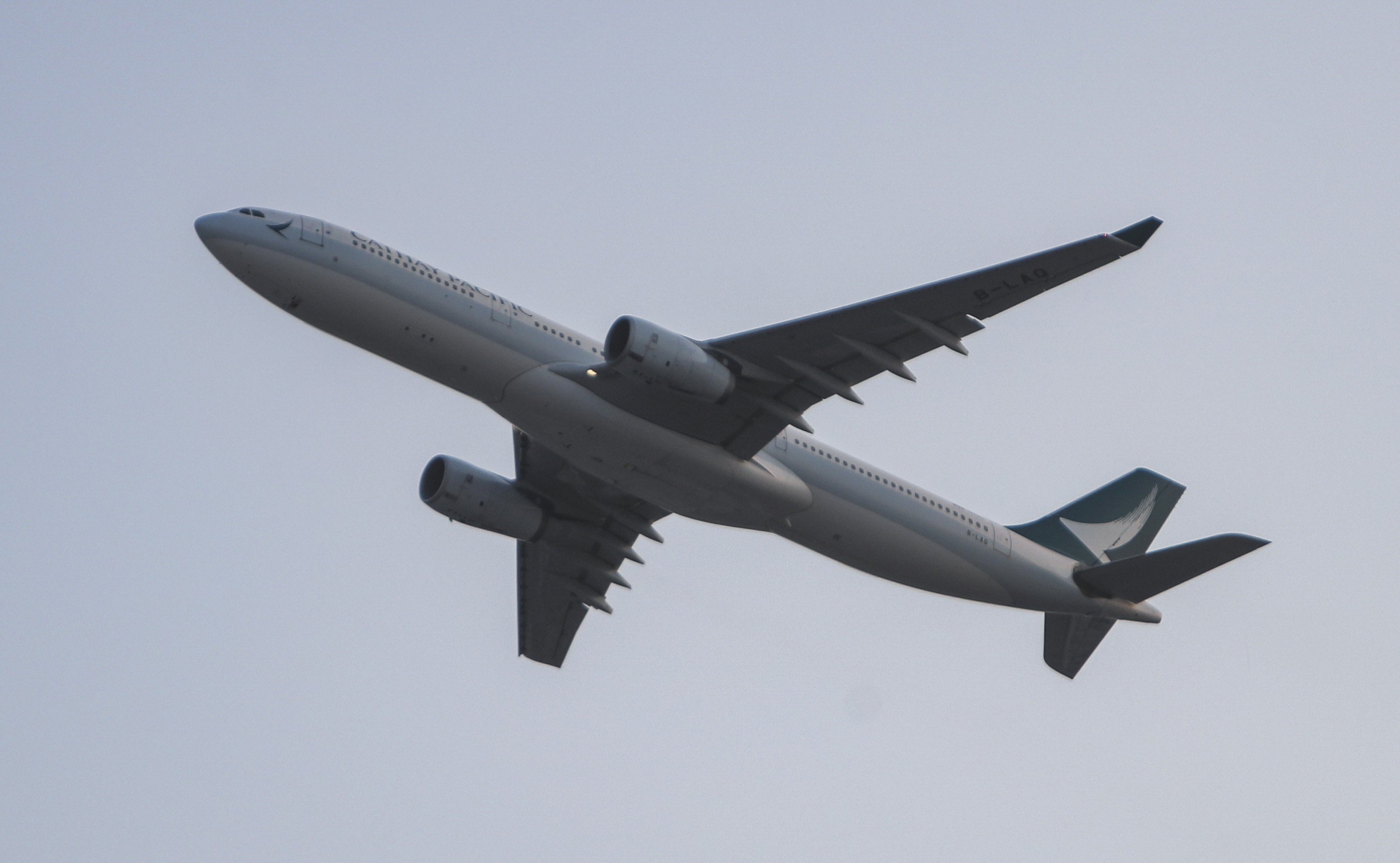 Cathay Pacific said on Thursday its daily Hong Kong-Dubai service had to be diverted south, resulting in minor delays to arrivals. Photo: Winson Wong