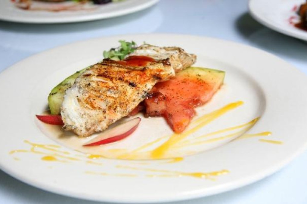 Chasing fine dining by precarious means