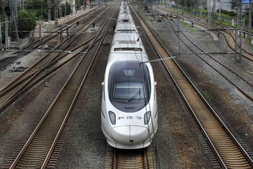 A high-speed train pulls into the station in Shenyang, Liaoning province.Photo: Reuters