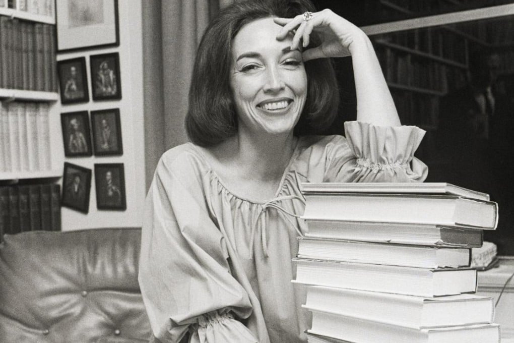 Helen Gurley Brown, seen here in her flat in 1965, has died at the age of 90. Some saw her as the first feminist spokeswoman. Photo: Bettmann/CORBIS