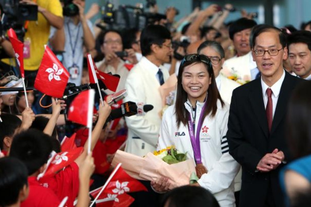 Hong Kong's Olympic medalist Lee Wai-sze comes home