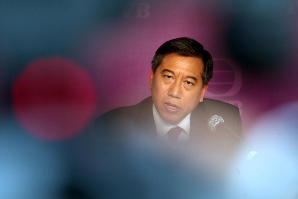 TVB executive Mark Lee speaks to the media yesterday about the Miss Hong Kong pageant. Photo: Sam Tsang
