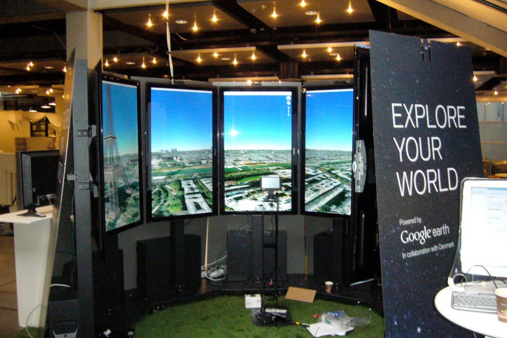 A joystick permits three-dimensional "flight". Photo: SCMP