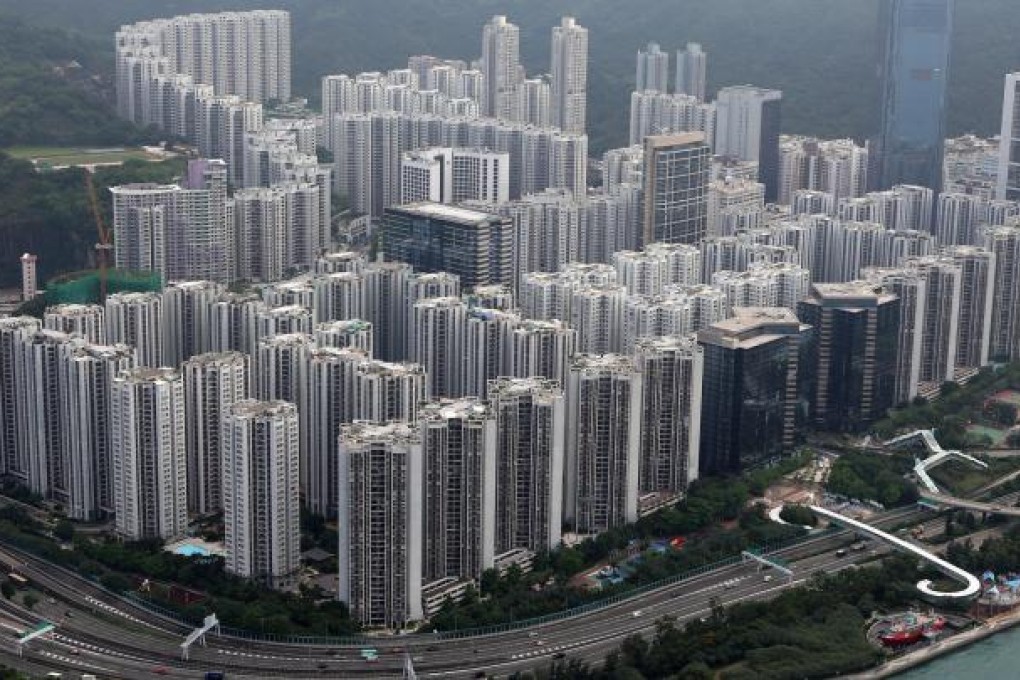 An aerial view of Taikoo Shing, a prime residential area where many owners are reluctant to sell given the high price of buying another flat in the same estate. Photo: Robert Ng