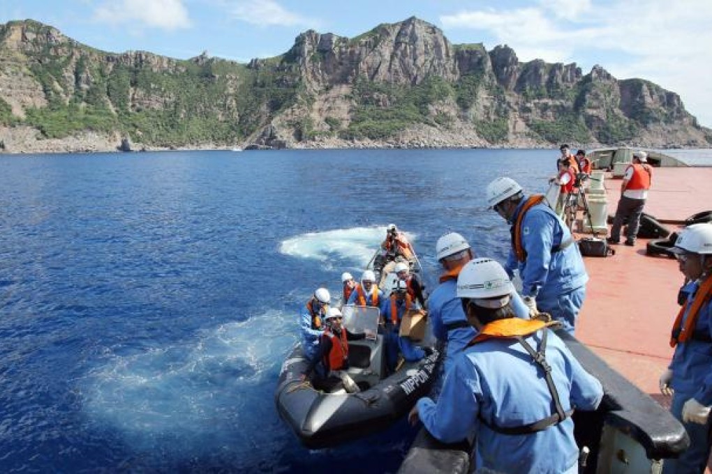 Japanese surveyors heading to the disputed island chain known in Japan as Senkaku and Diaoyu in China in the East China Sea on Sunday. Tokyo Governor Shintaro Ishihara dispatched the team to survey the shoreline and waters around the rocky uninhabited isles. Photo: AFP