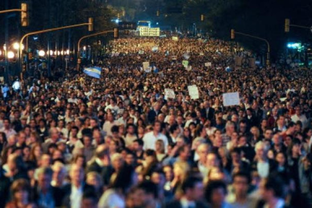 Thousands of people participate in a demonstration against the government of Cristina Fernandez de Kirchner in Buenos Aires. Photo: EPA