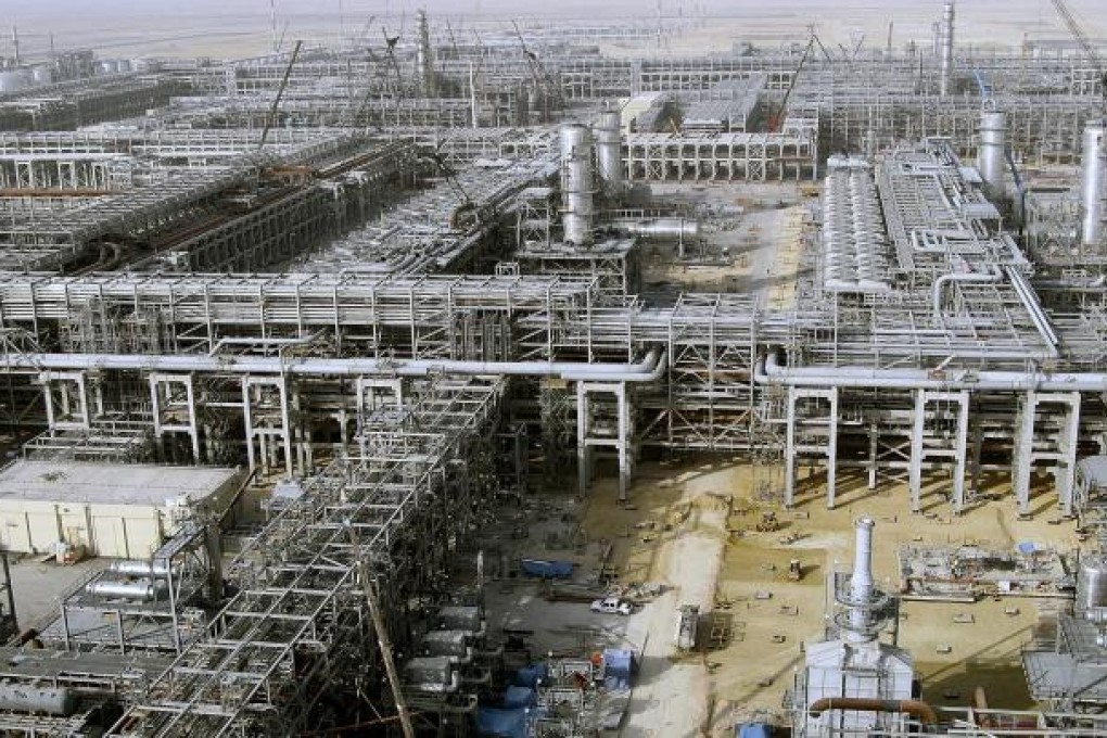 China and Arab nations have signed 44 projects worth 77.1 billion yuan that relate to the oil and petrochemical industry. Photo: AFP