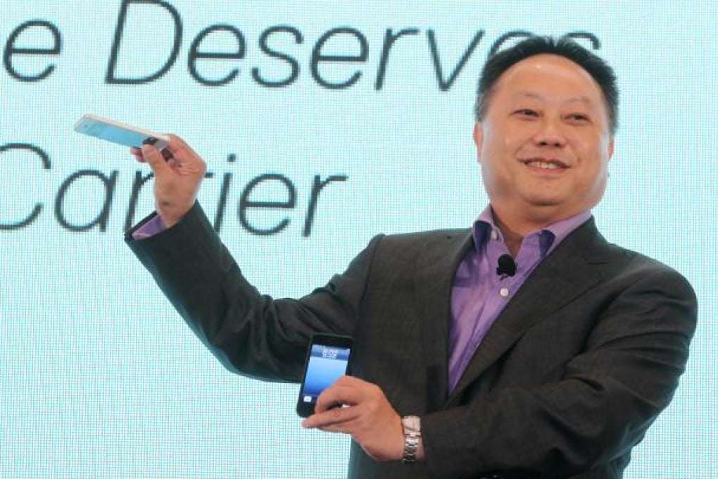 SmarTone chief Douglas Li at the iPhone 5 launch. Photo: K.Y. Cheng