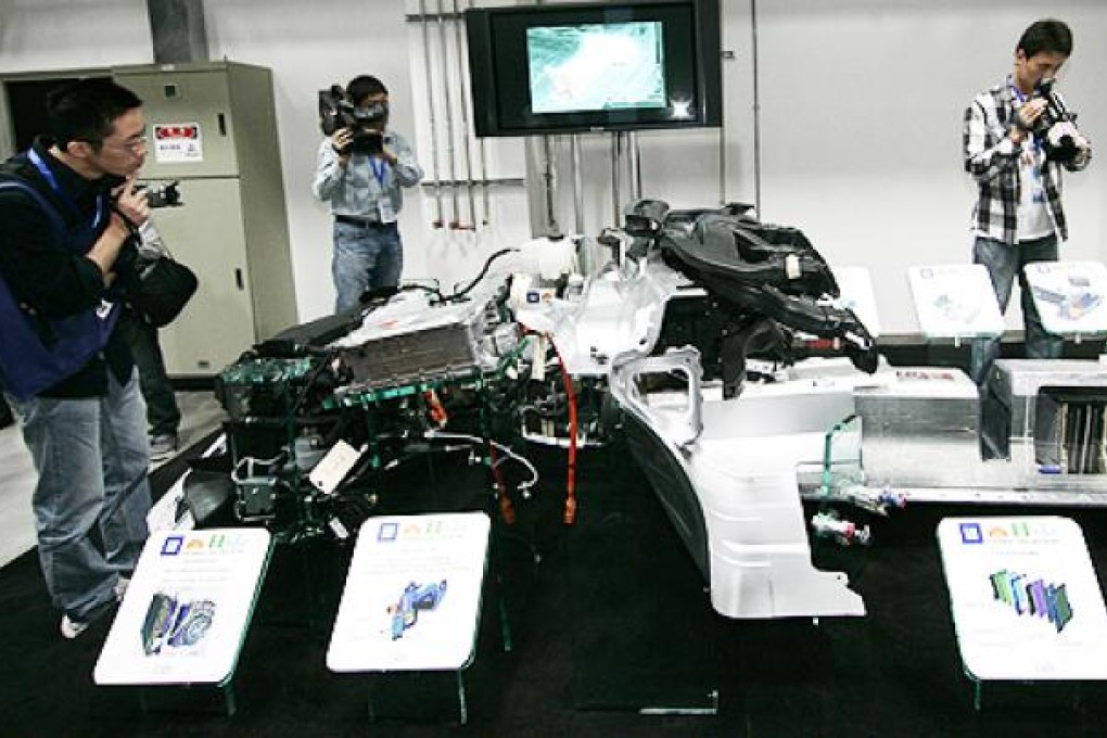 GM unveils its China Advanced Technical Centre to the press in Shanghai a year ago. The automaker now has a new test track there too.  Photo: AP