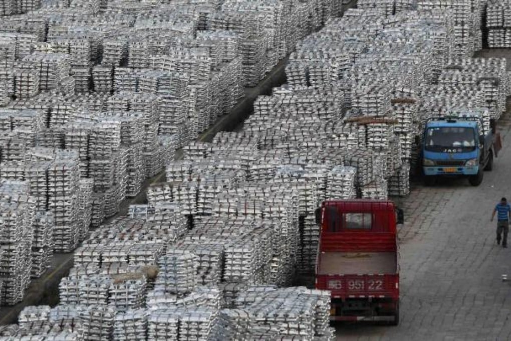 Beijing is shelving customs fees for cross-border cargo as part of a broader national effort to increase trade. Photo: Reuters