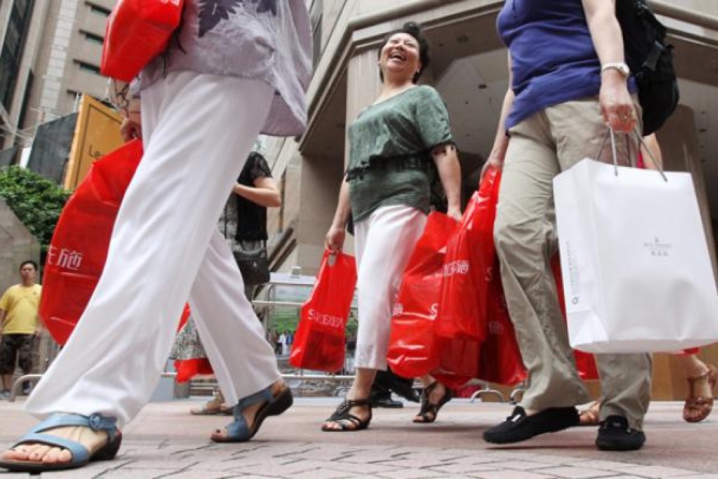 Mainland tourists shopping in Causeway Bay. Photo: KY Cheng