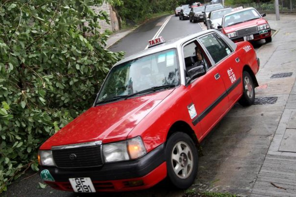 Poor service will harm Hong Kong's image. Photo: David Wong