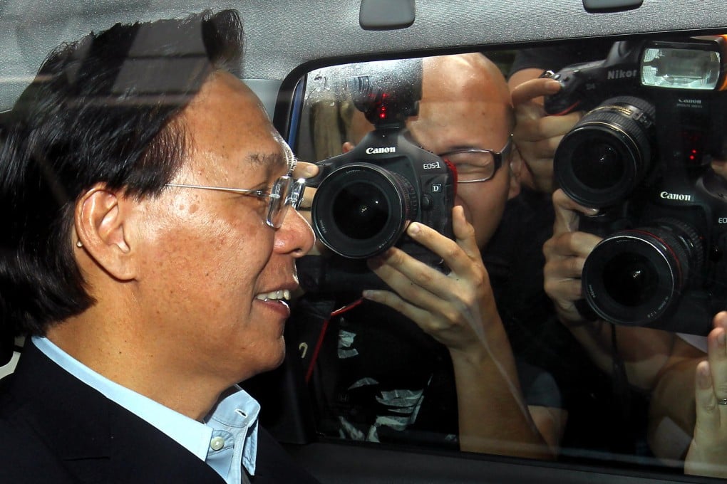 Former development chief Mak Chai-kwong reports to the ICAC before being charged over his housing allowance. Photo: Dickson Lee