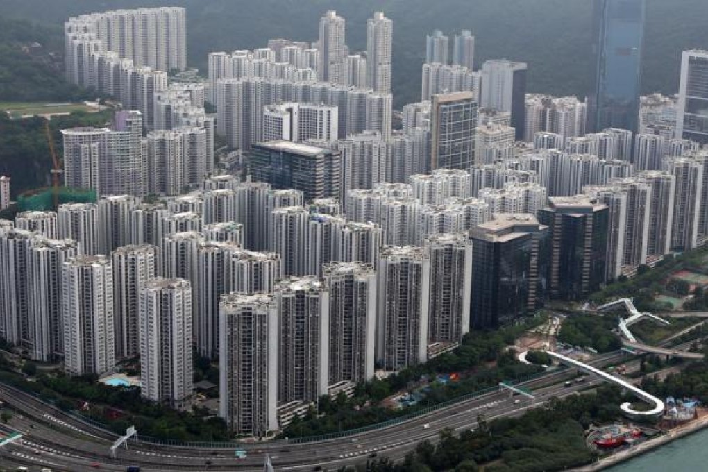 An aerial view of Taikoo Shing, a prime residential area where many owners are reluctant to sell given the high price of buying another flat in the same estate. Photo: Robert Ng