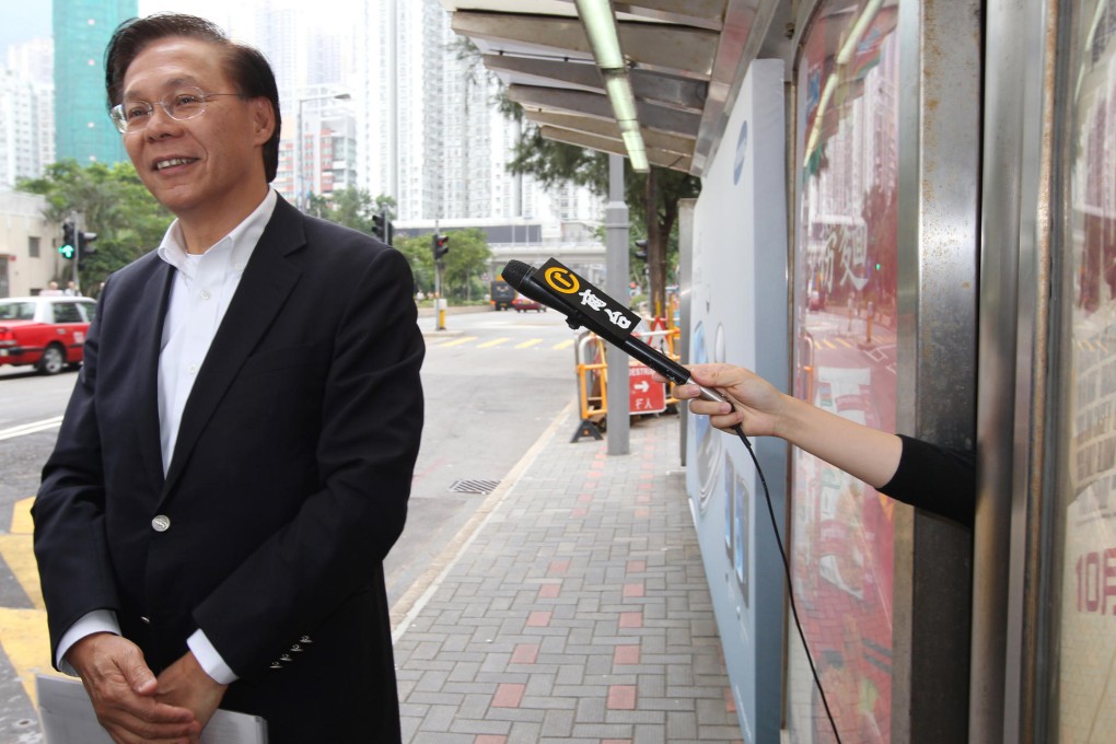 Former development secretary Mak Chai-kwong faces the media outside Eastern Court yesterday. He is accused of cheating over housing allowances. Photo: Felix Wong