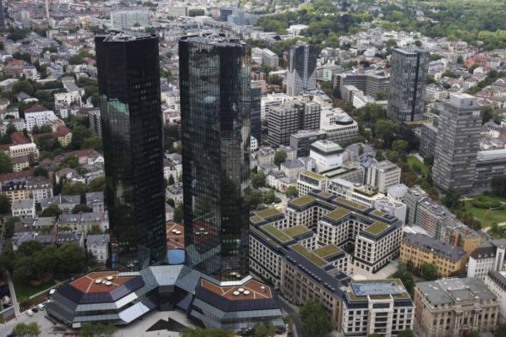 The headquarters of Germany's largest business bank, Deutsche Bank AG, in downtown Frankfurt. Photo: Reuters
