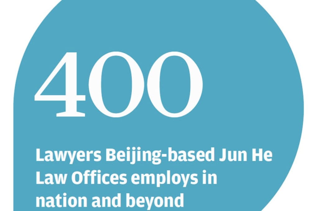 Wen's lawyers in spotlight for rebuttal of NYT story