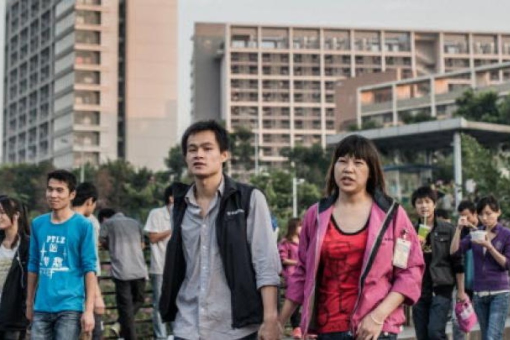 Young people at the end of a work day  in Shenzhen. Photo: AFP