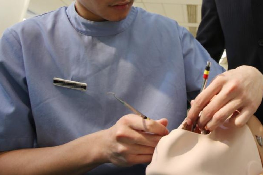HKU dental clinic is calling on 250 patients to take blood tests for HIV and hepatitis B and C after discovering equipment had not been properly sterilised.