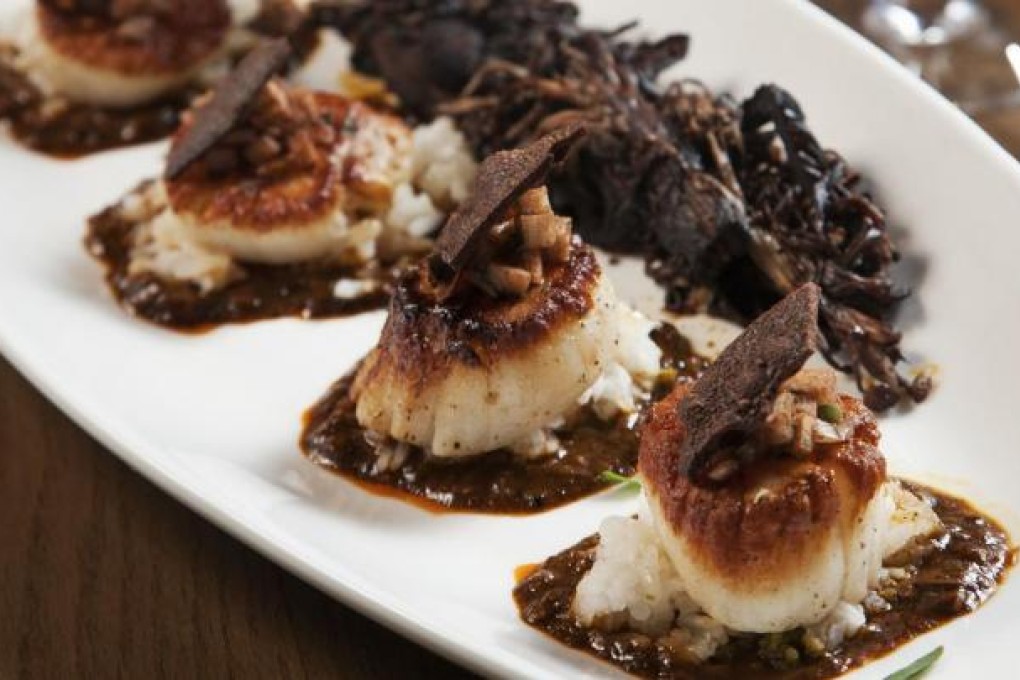 Sea Scallops Pasilla Mojo at Socialito