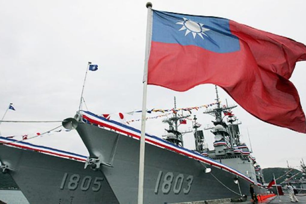 Two US-made Kidd class destroyers in 2006. Two Oliver Hazard Perry-class frigates will be delivered to Taiwan by 2015. Photo: AP