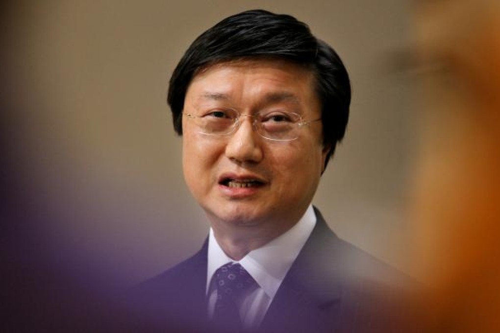 We now learn from the Franklin Lam affair that even a tame Exco is not consulted over vital policy matters until decisions have been taken.