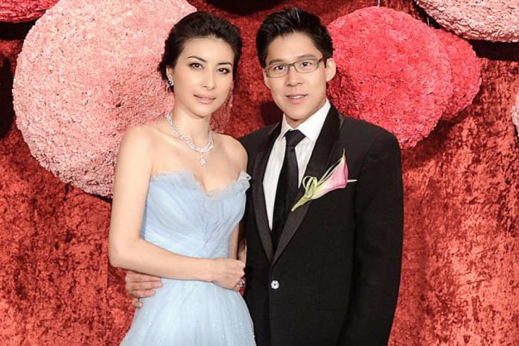 Many of the bigwigs on the Olympic Council of Asia executive board attended the wedding of former China diving queen Guo Jingjing and Kenneth Fok Kai-kong.