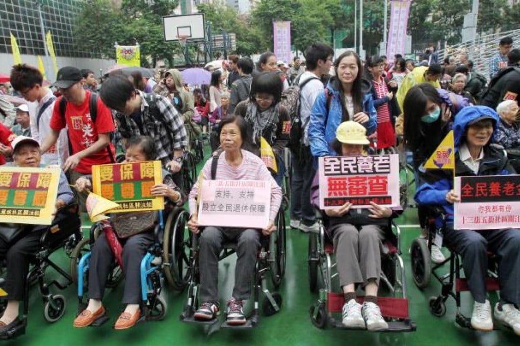 Protesters en route to government offices. Photo: SCMP