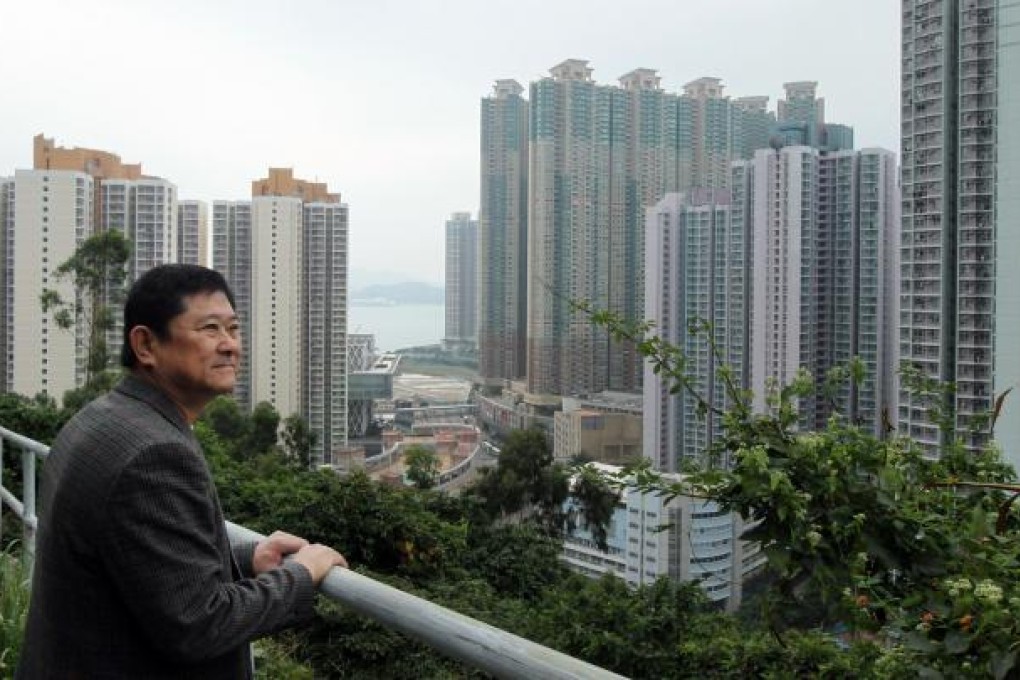 Former Rennie's Mill resident Chik Sung-wun surveys Tiu Keng Leng. Photo: K.Y. Cheng