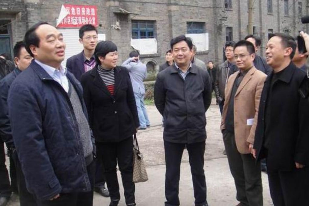 Lei Zhengfu (left), who was caught on film. Photo: SCMP